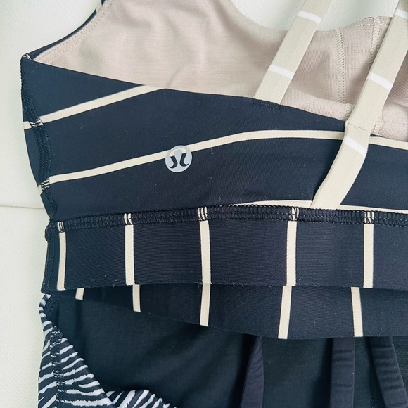 Lululemon bundle of two - Picture 5 of 7